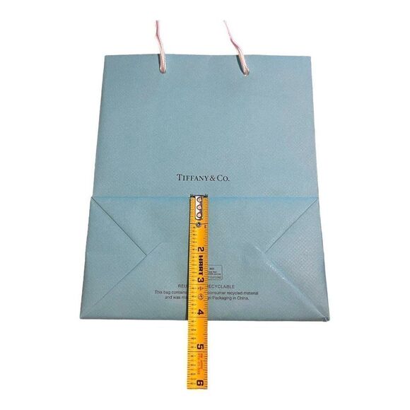 Authentic Gift Wrapping Empty Tiffany & Co. Shopping Bag 8”x9.75”x4” Present - Picture 6 of 6